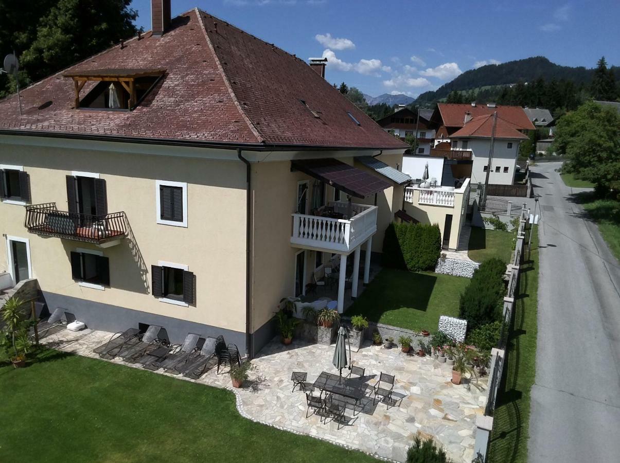 Garten- & Loggia-Appartement Herrenhaus Dellach im Drautal Zewnętrze zdjęcie