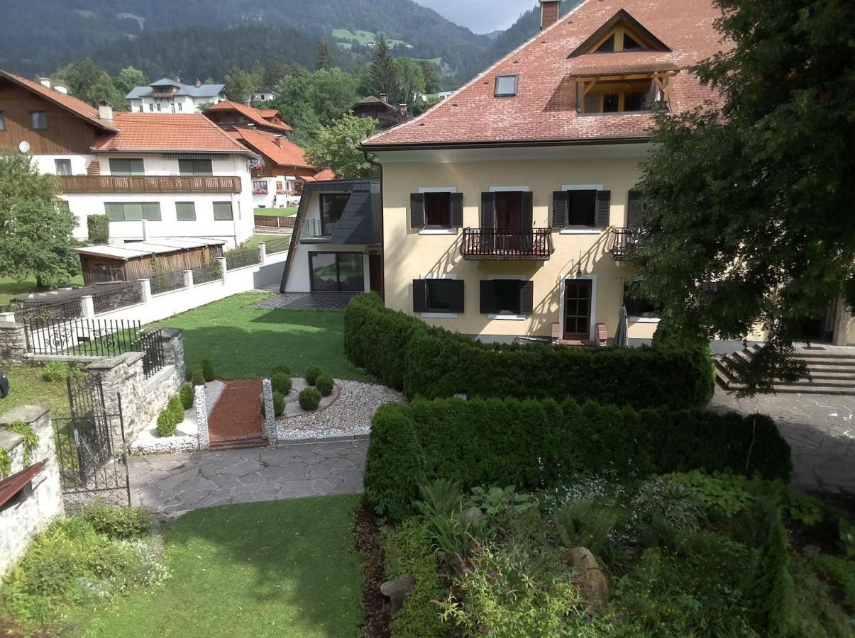 Garten- & Loggia-Appartement Herrenhaus Dellach im Drautal Zewnętrze zdjęcie